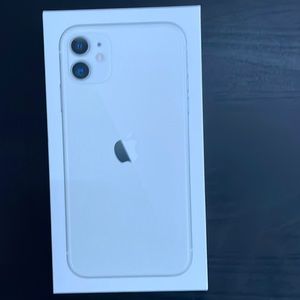 White apple iPhone 11